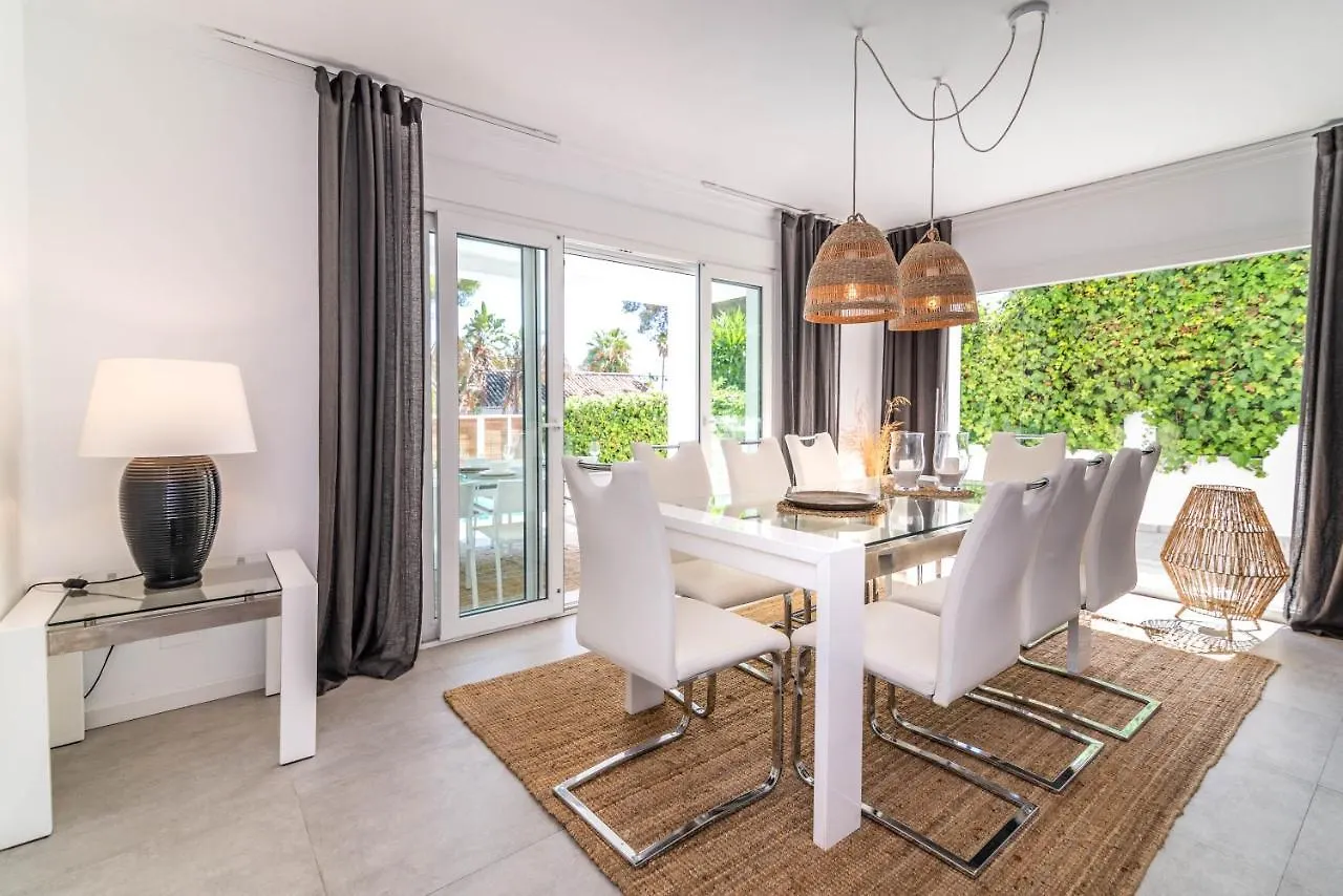 Exclusive 4 Br Villa Jazmines. Private Pool&Bbq Marbella