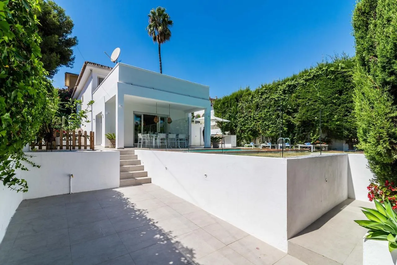Exclusive 4 Br Villa Jazmines. Private Pool&Bbq Marbella 0*,  España